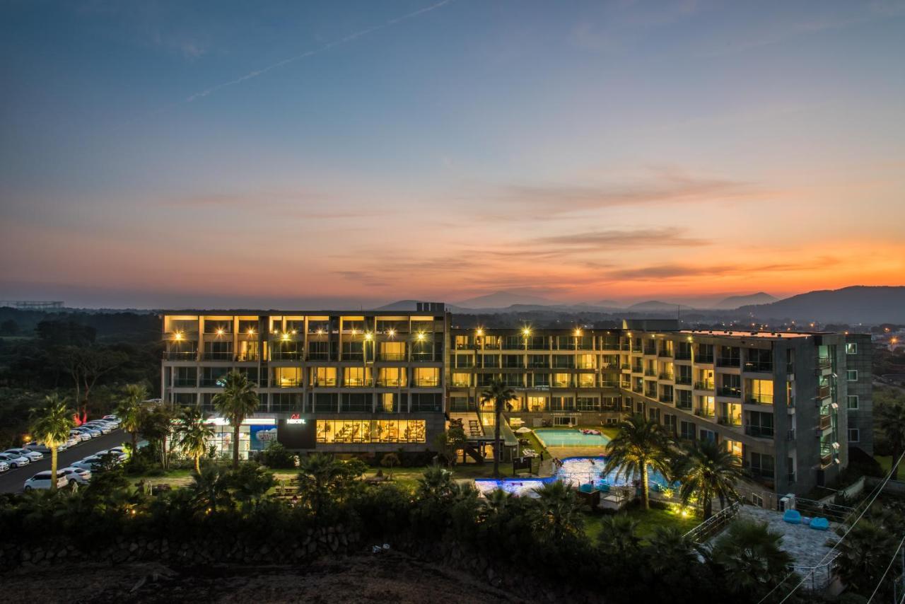 The Four Grace Resort ซอกวีโพ ภายนอก รูปภาพ
