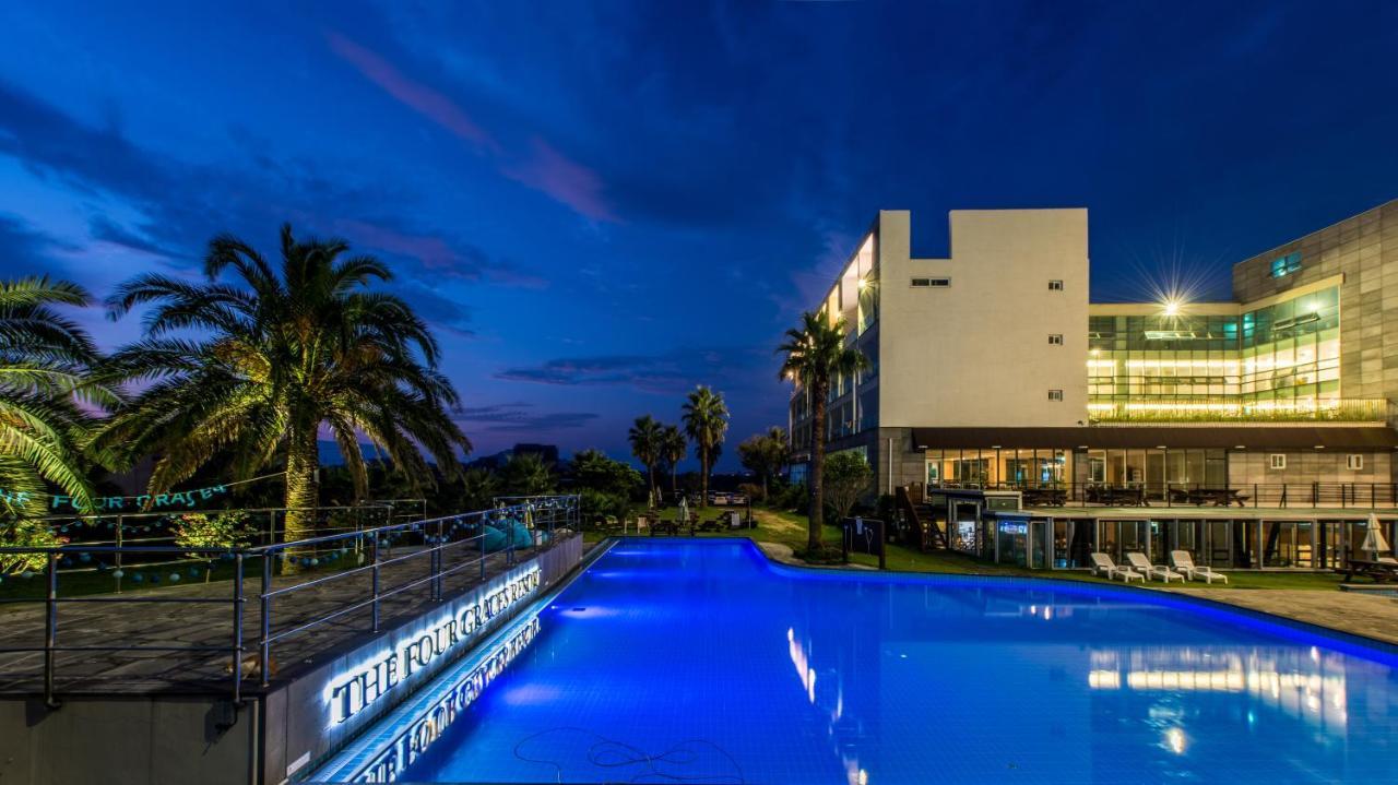 The Four Grace Resort ซอกวีโพ ภายนอก รูปภาพ