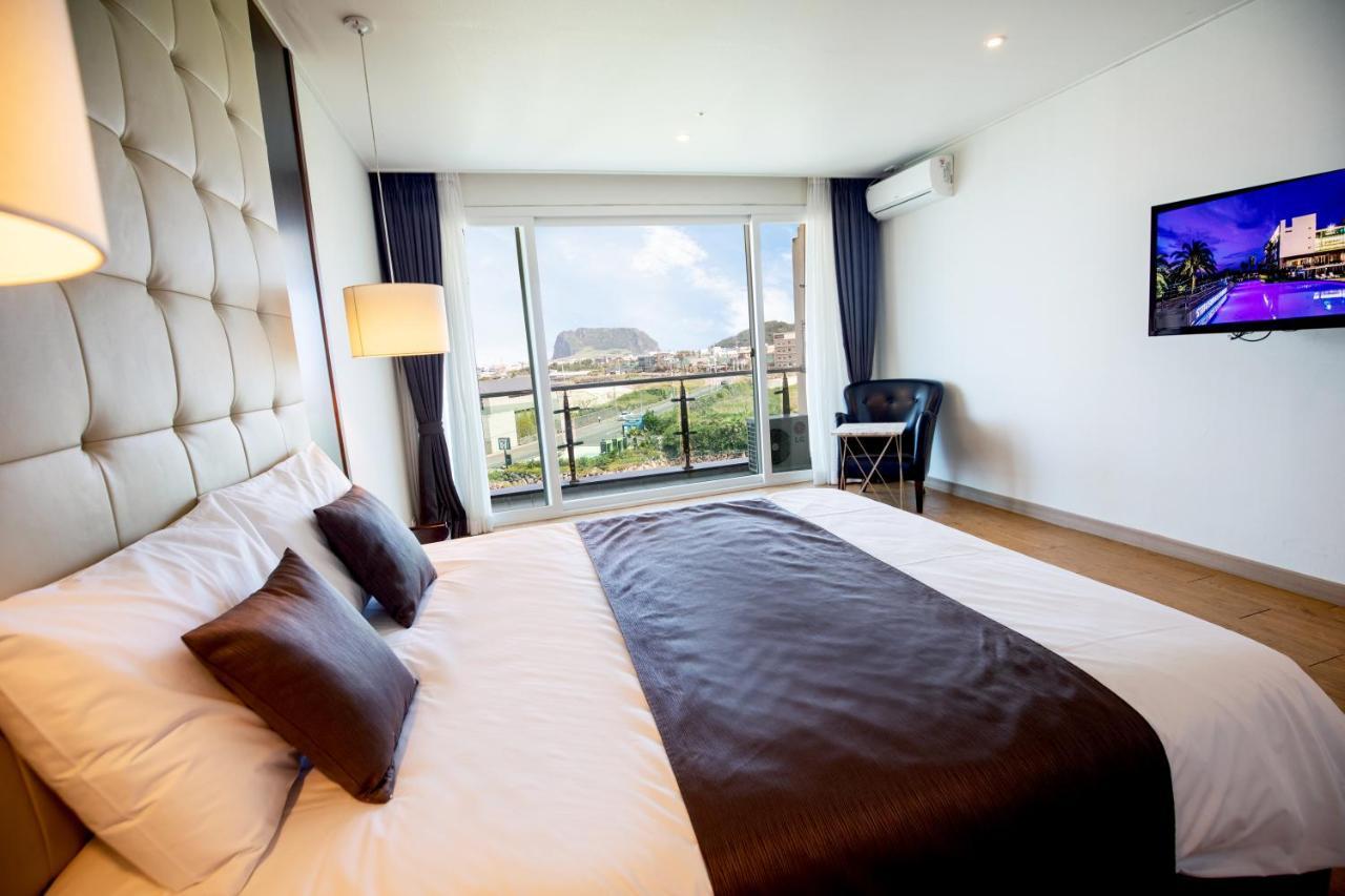 The Four Grace Resort ซอกวีโพ ภายนอก รูปภาพ