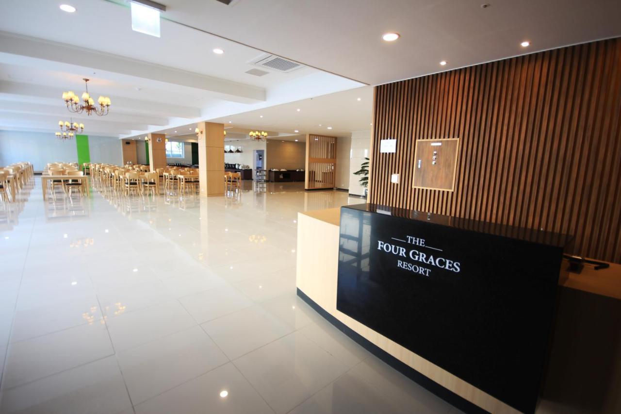 The Four Grace Resort ซอกวีโพ ภายนอก รูปภาพ