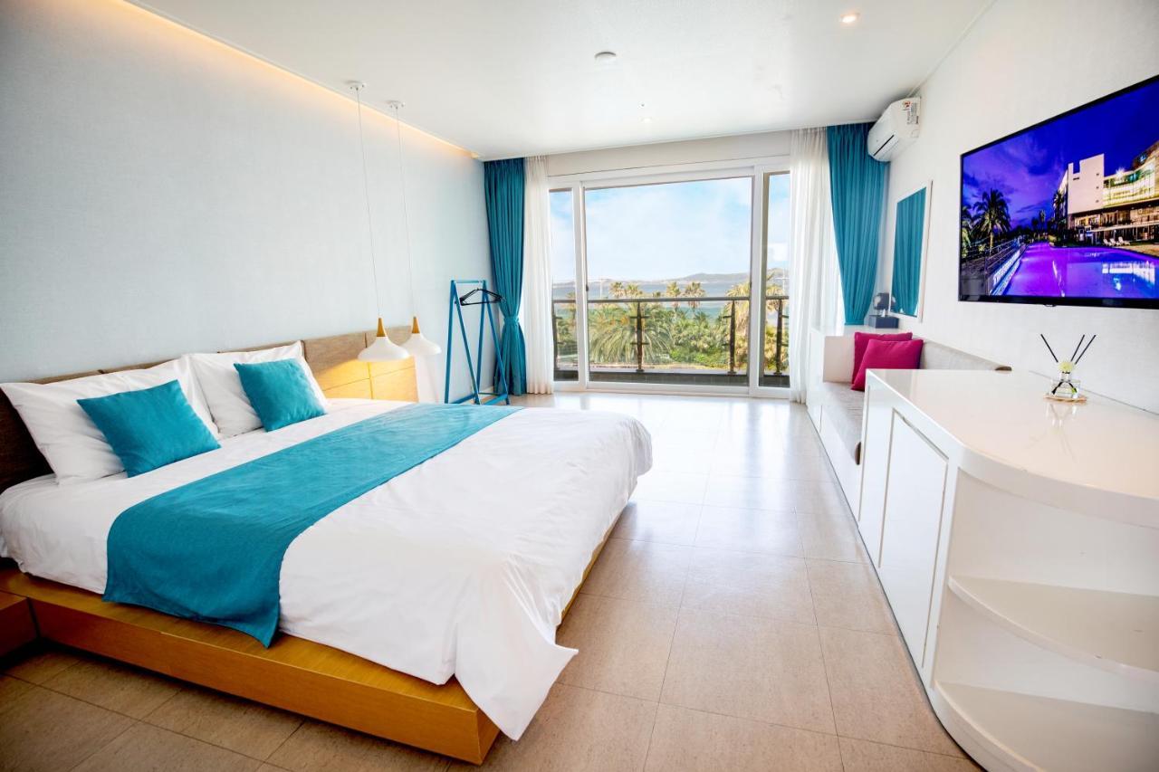 The Four Grace Resort ซอกวีโพ ภายนอก รูปภาพ