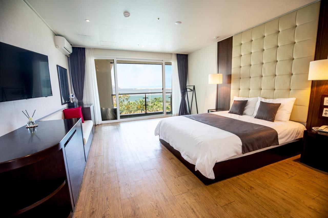 The Four Grace Resort ซอกวีโพ ภายนอก รูปภาพ